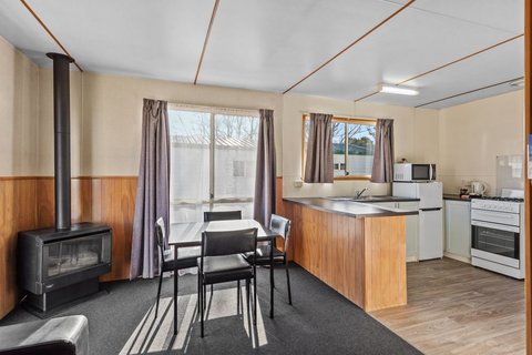Superior Spa Cottage (50) - Dining Area