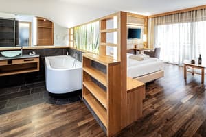 thumbnail: Living area