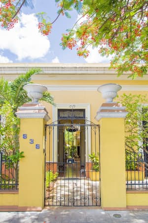 thumbnail: Property entrance