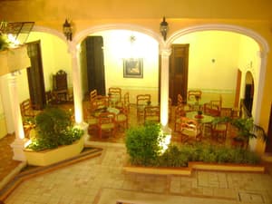 thumbnail: Restaurant