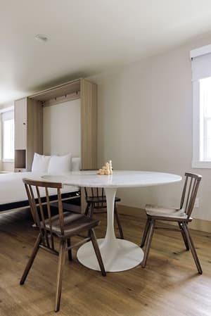 thumbnail: In-room dining