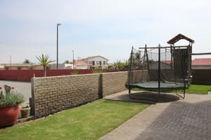 thumbnail: Garden