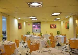 thumbnail: Restaurant