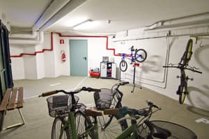 thumbnail: Bicycling