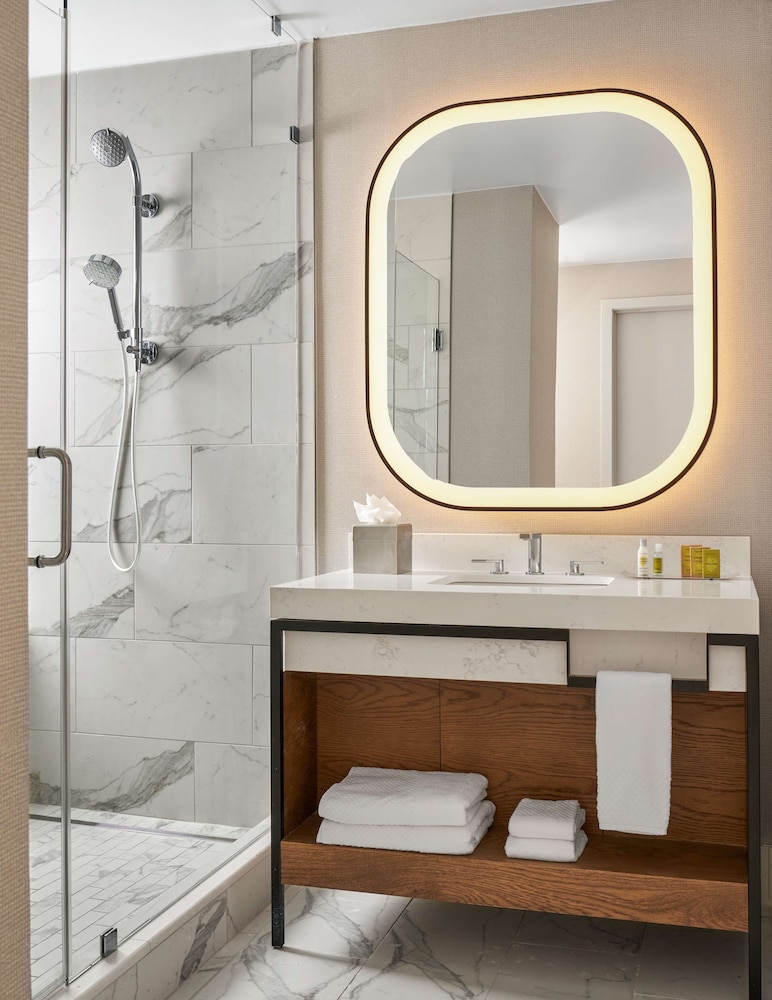 Bathroom shower