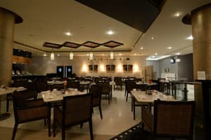 thumbnail: Restaurant