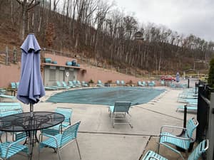 thumbnail: Pool