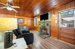 thumbnail: Living area