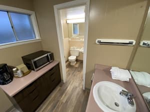 thumbnail: Bathroom