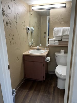thumbnail: Bathroom