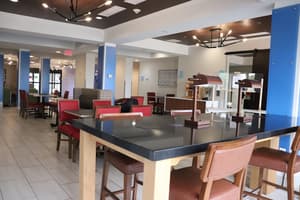 thumbnail: Restaurant