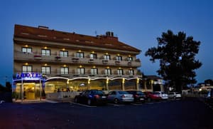 thumbnail: Front of property - evening/night