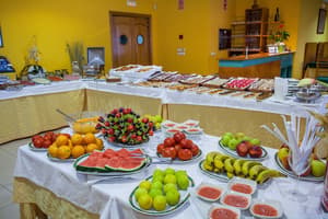 thumbnail: Breakfast buffet