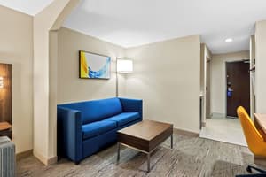thumbnail: Living area