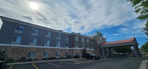 thumbnail: Exterior