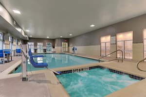 thumbnail: Pool
