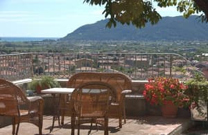 thumbnail: Terrace/patio