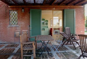 thumbnail: Terrace/patio