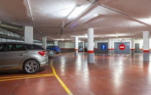 thumbnail: Parking