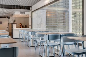 thumbnail: Breakfast area