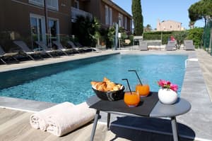 thumbnail: Outdoor pool