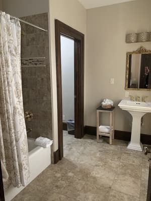 thumbnail: Bathroom