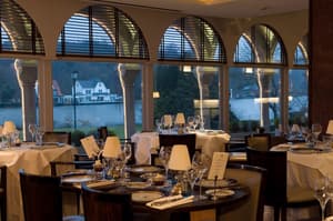 thumbnail: Restaurant