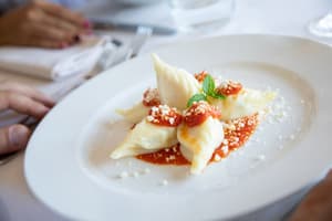 thumbnail: Dining