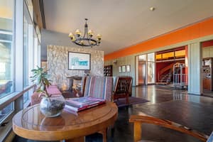 thumbnail: Interior