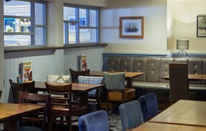 thumbnail: Restaurant