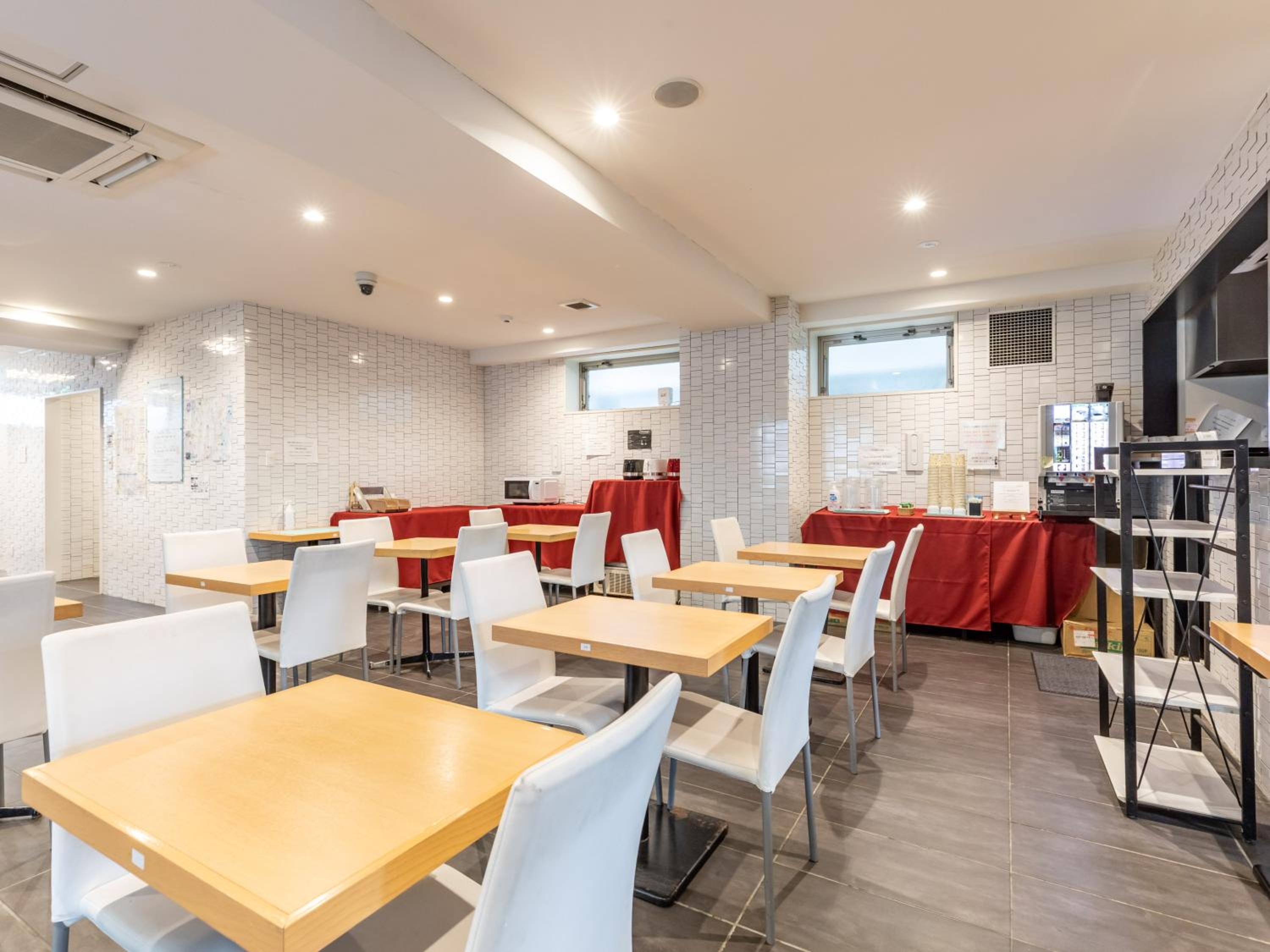 Restaurant-cafeteria