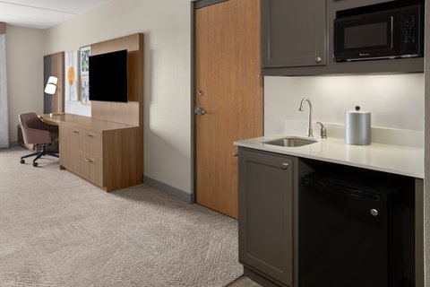 Double Queen Room with Adjoining Door