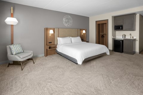 King ADA Room