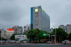 thumbnail: Exterior
