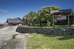 thumbnail: Property entrance