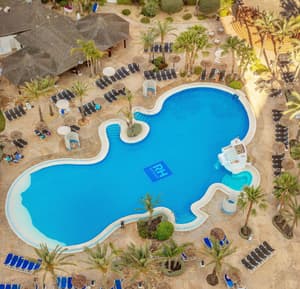 thumbnail: Outdoor pool