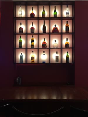thumbnail: Bar (on property)