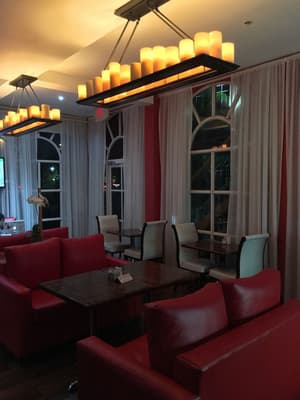 thumbnail: Dining