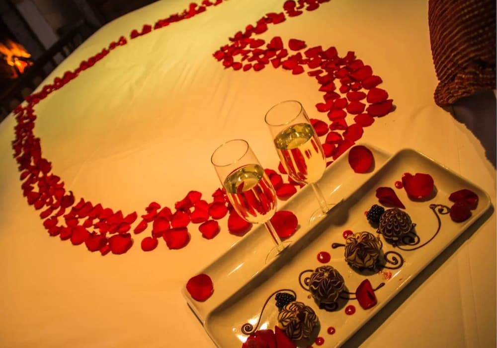 Room amenity