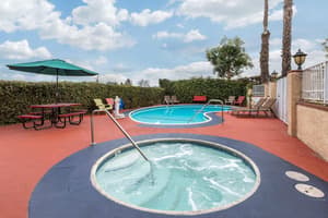 thumbnail: Pool