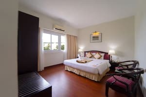 thumbnail: Room