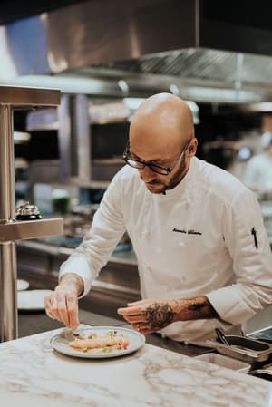 thumbnail: Restaurant