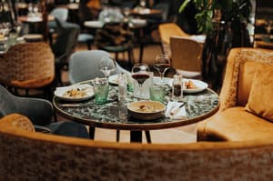 thumbnail: Restaurant