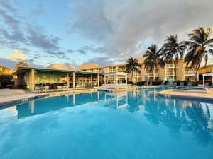 thumbnail: Outdoor pool