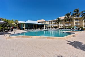 thumbnail: Outdoor pool