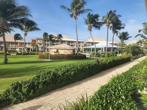 thumbnail: Property grounds