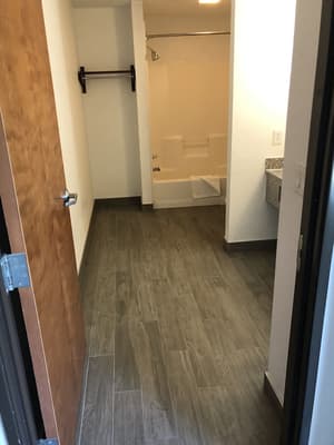 thumbnail: Bathroom