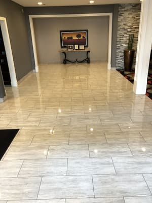 thumbnail: Lobby lounge