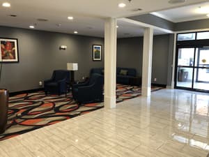thumbnail: Lobby sitting area