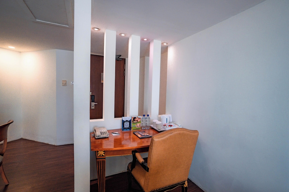 Room amenity